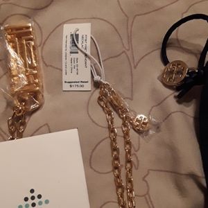 Tory burch fitbitfret pendent necklace